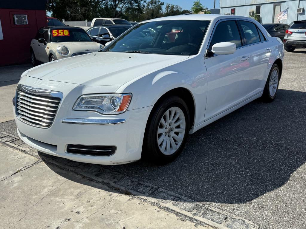 2014 Chrysler 300 Base's photo